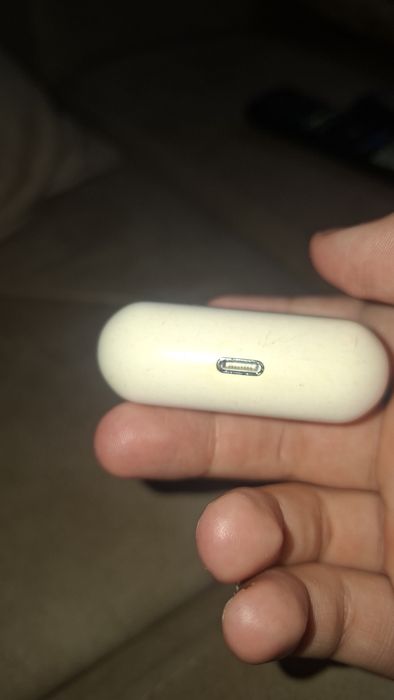 Наушники Airpods
