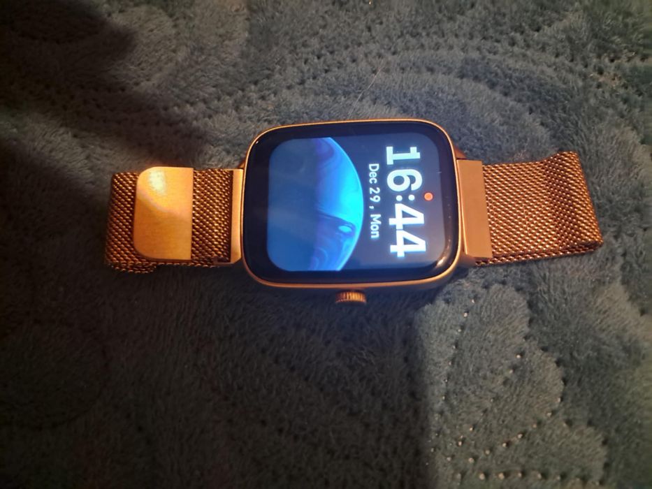 Smart watch - (ridicare personala Bc - neutilizat, usor negociabil)
