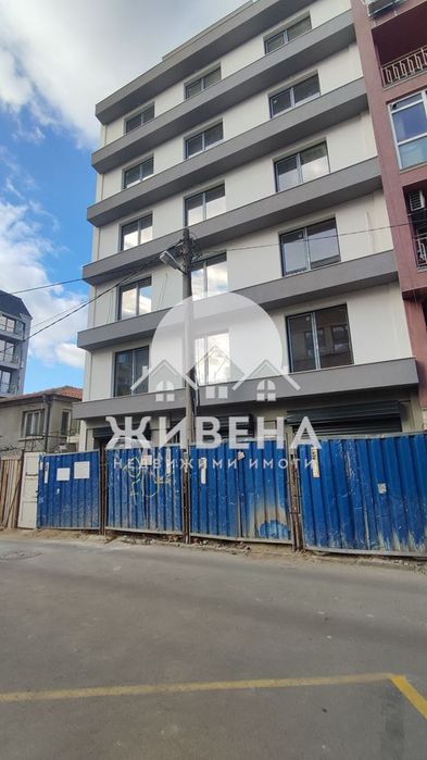 Продава се Тристаен апартамент в Варна, Погреби - 97 кв.м за 1210 €/кв.м - Снимка #8