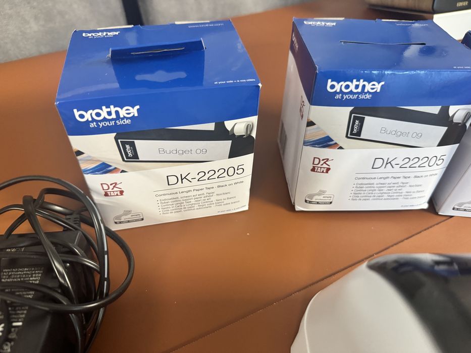 Imprimanta termica Brother QL810 wifi + 3 role noi