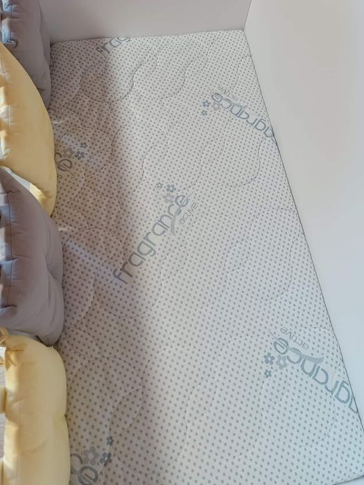 Кошара с двулицев мемори матрак с калъф за лесно изпиране + непромокае