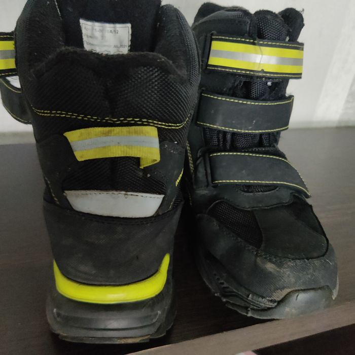 Продам сапоги для мальчика