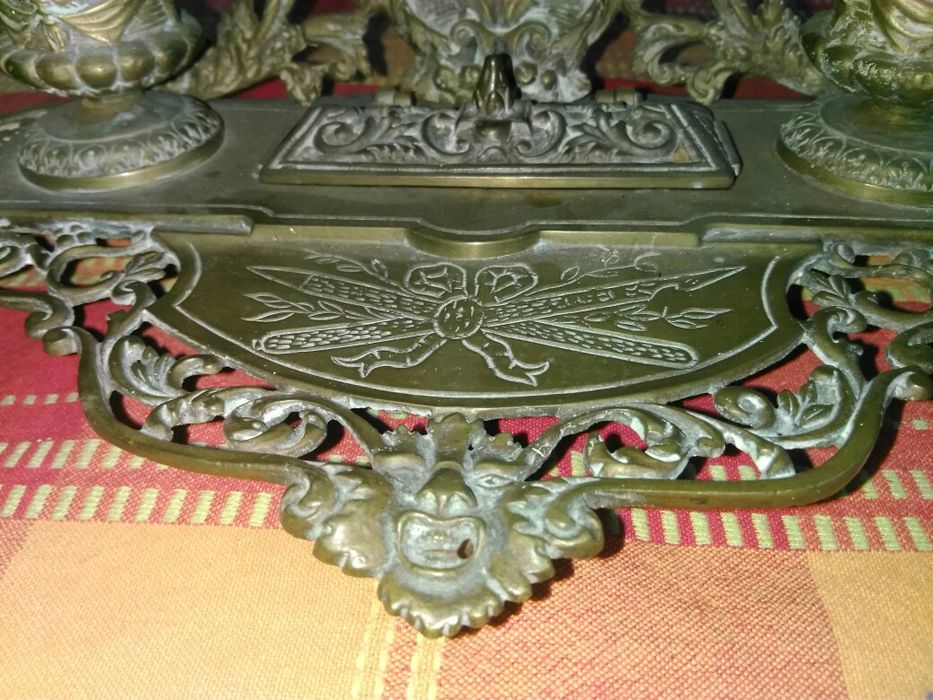 Продавам Рококо Франция бронз месинг