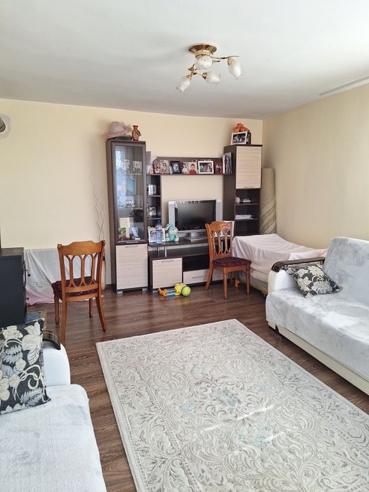 Продава се Етаж от къща в Омуртаг - 165 кв.м за 294 €/кв.м - Снимка #2