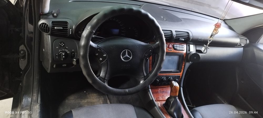 Мерцедес W203 на части