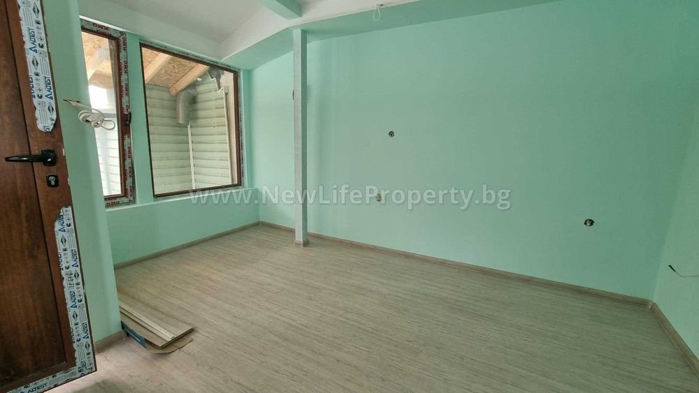 Продава се Многостаен апартамент в Бургас, Център - 100 кв.м за 1260 €/кв.м - Снимка #16