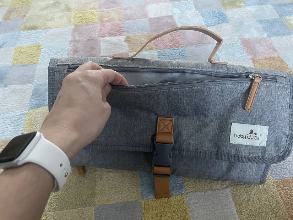 Преносим повивалник бебе