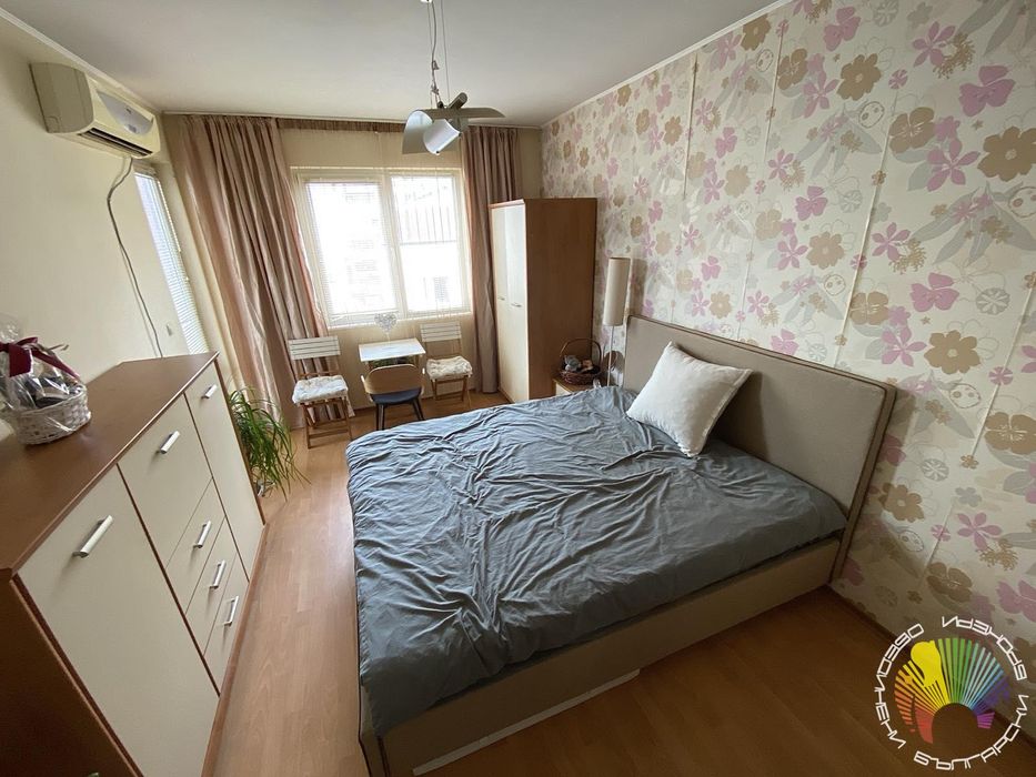 Дава се под наем Тристаен апартамент в Бургас, Възраждане - 100 кв.м за 612 € - Снимка #12