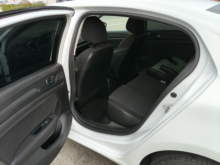 Unic proprietar vând Renault megan