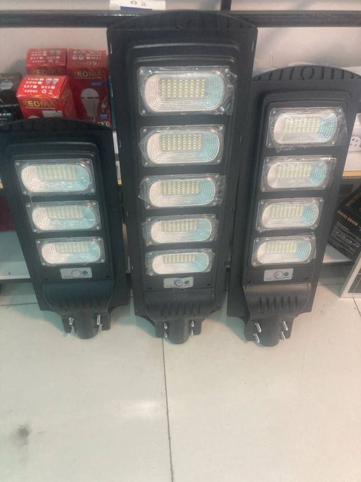 Солничний прожектор лед РКУ solar led quyosh panelli yoritgich chiroq