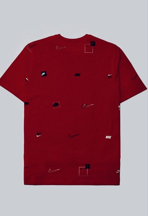 Тениска Nike Tee