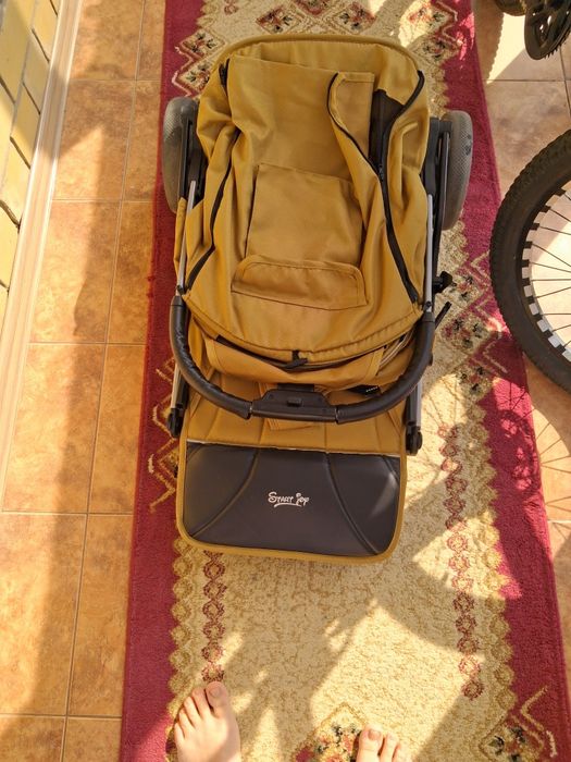 Продам коляску прогулочную детскую.