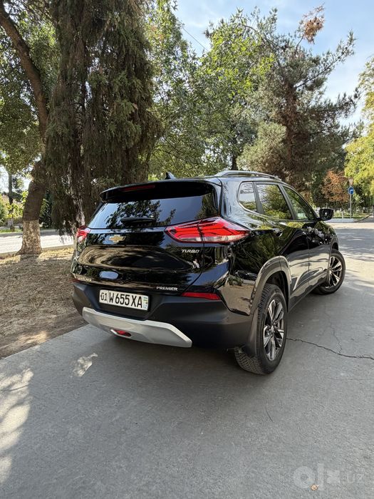 Tracker 2 primier plus 2025  srochna sotiladi