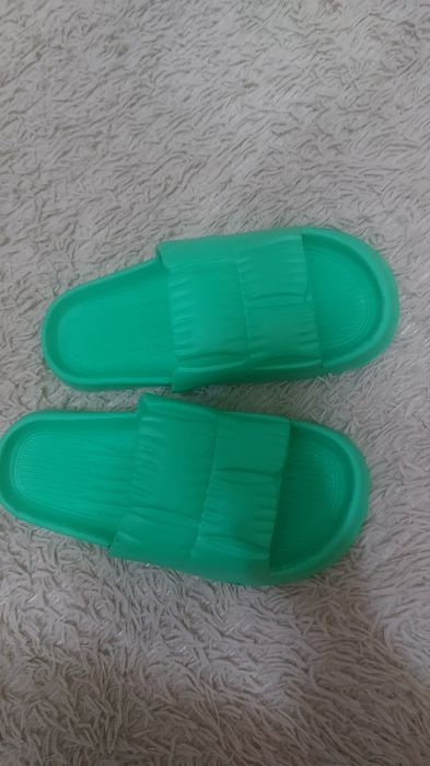 Продаю новую обувь