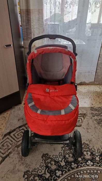 Срочно продам коляску