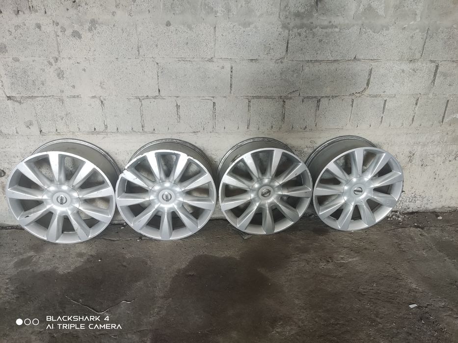 4штук диски Nissan Patrol