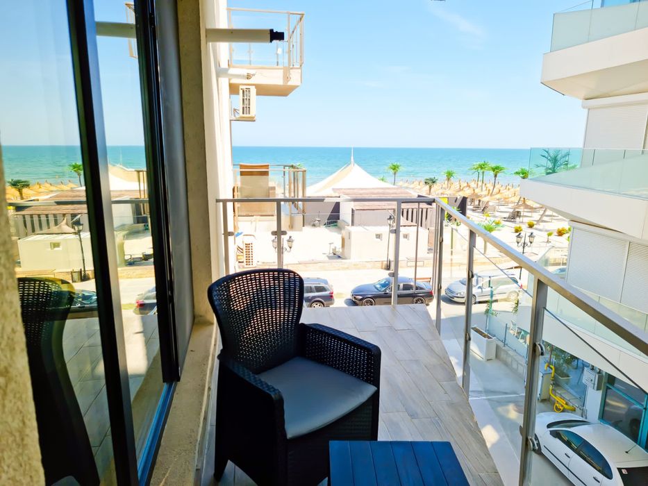 Studio prima linie la mare- inchiriere pe termen lung