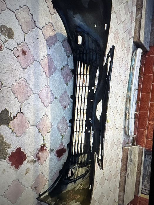 Бампер с решеткой на камри 70