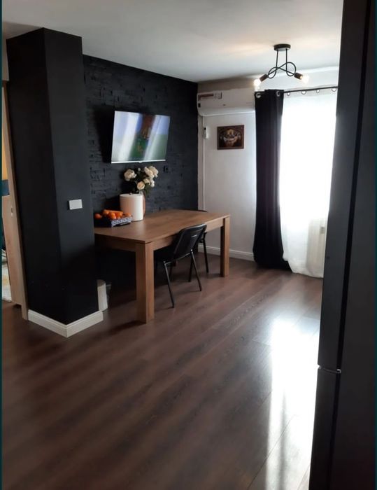 Apartament cu 3 camere tip PB mare la etajul 4 in bloc acoperit pe strada Sfantul Apostol Andrei