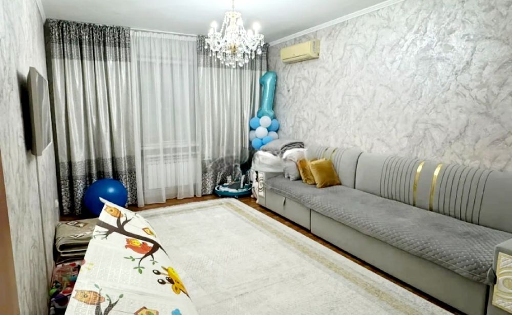 продам 2-х ком. 54кв. 3мкр. 4-этаж