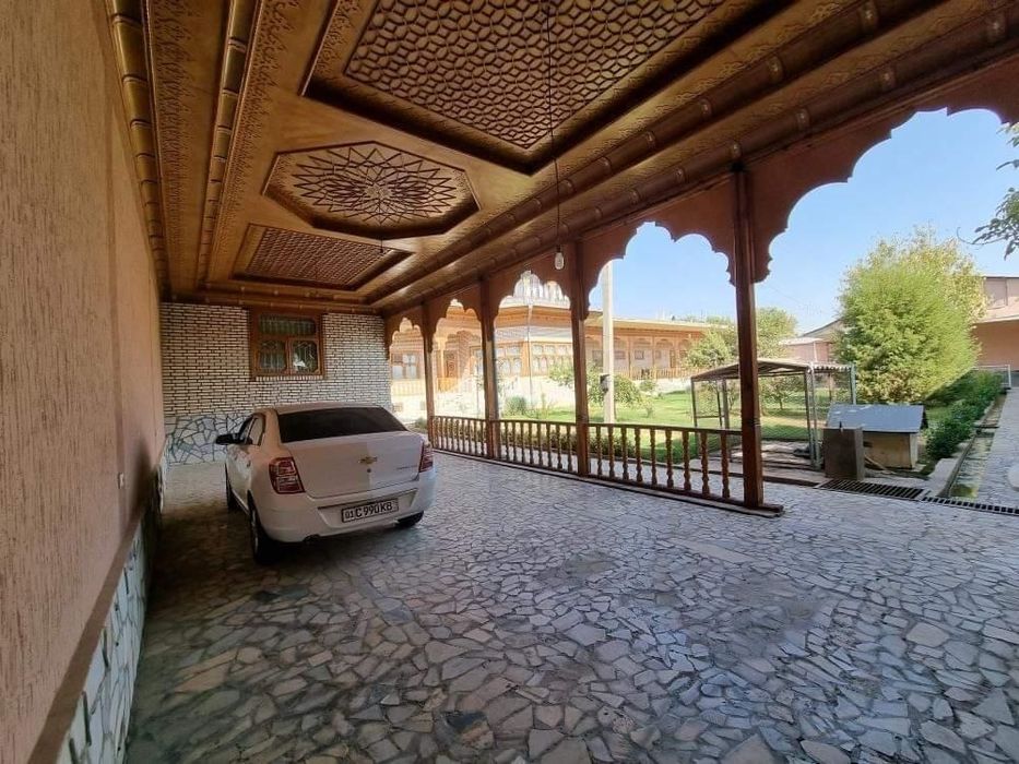 Uchaska sotiladi xasanboyda