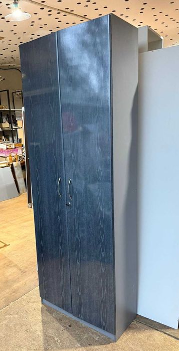 Dulap cu cheie si rafturi; Sifonier cu polite; Fiset; Vestiar