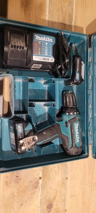 Makita.  df 331 d