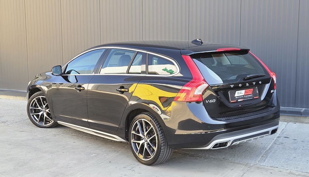 Volvo V60 2.0 D 150 cp 2017 Xenon-Navi-Clima-Jante R18-Scaune incalzite