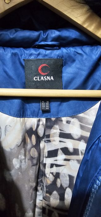 Продам женский пуховик.