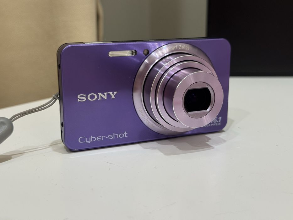 Камера Sony Cyber-Shot 16.1 mp