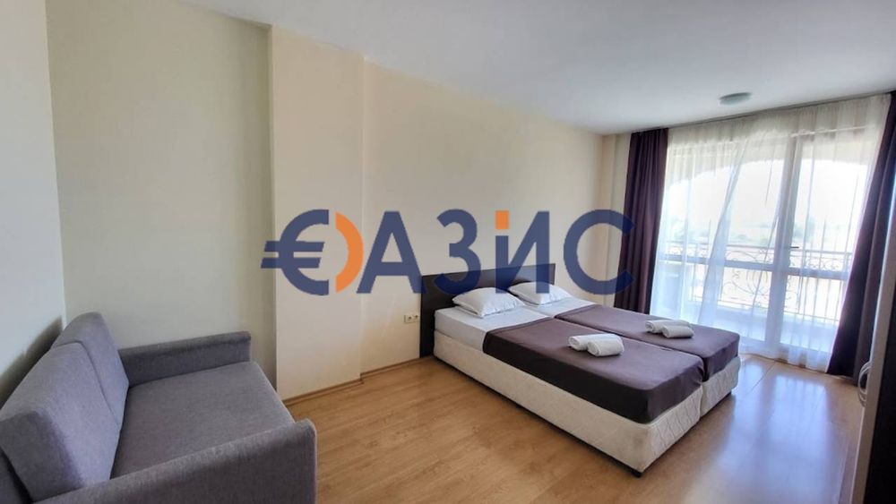 Продава се Двустаен апартамент в к.к. Слънчев бряг - 61 кв.м за 602 €/кв.м - Снимка #8