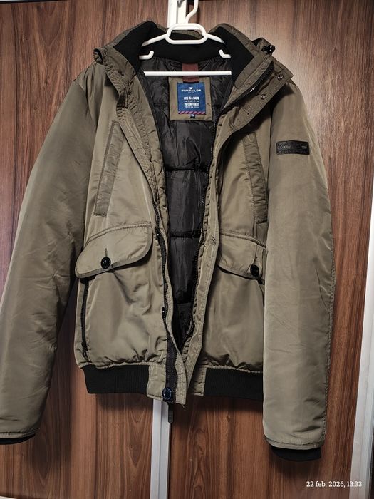 Vând giaca, mărimea Xl