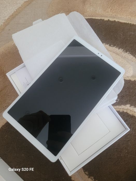 Продам планшет новый