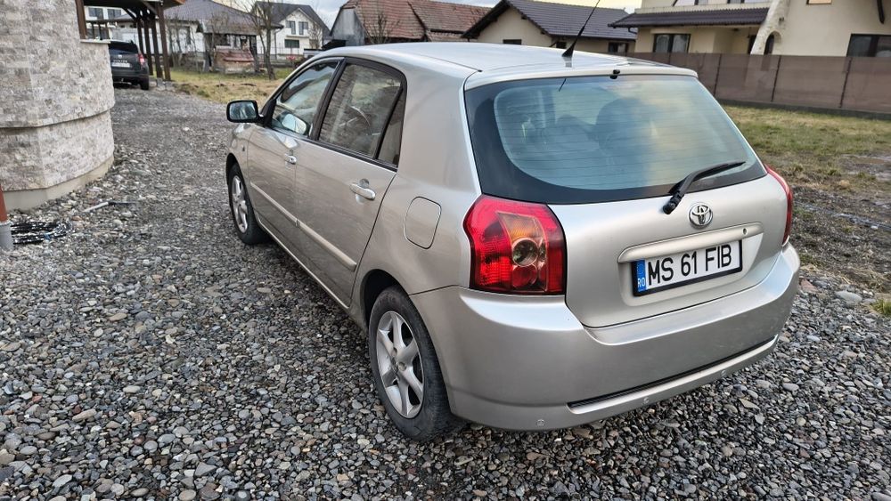 De vînzare TOYOTA COROLA