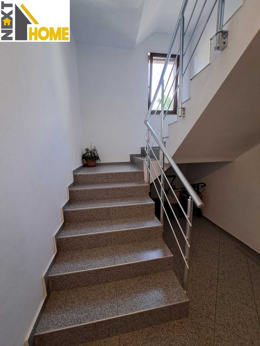 Продава се Четиристаен апартамент в Асеновград - 110 кв.м за 1000 €/кв.м - Снимка #12