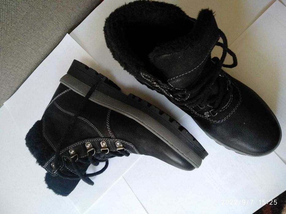 Ботинки зимние 40 размер