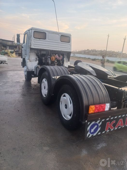 Kamaz tegach sotiladi