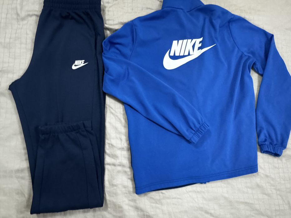 Nike (Найк) син юношески анцуг + тениска, спортен сет за момче 160-168 см