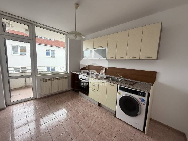 Мезонет с гараж до Парка на възрожденците