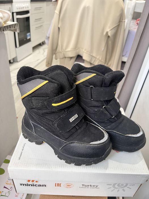 Обувь детская разная