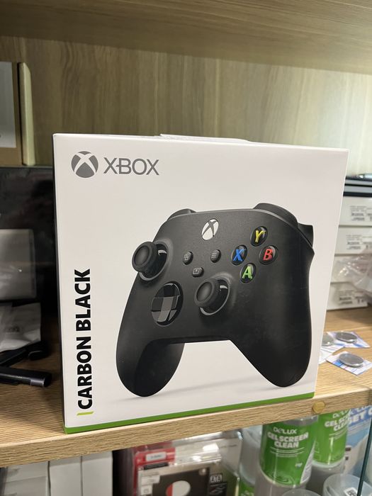 Джойстики Xbox новые. 2 шт. Carbon black. Цена за 1 шт!