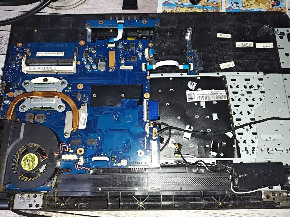 Caut  placa de baza pentru notebook samsung rc 710
