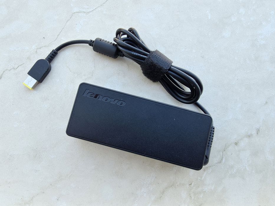 Alimentator docking station Lenovo 20V 4,5A 90W mufa USB-smart