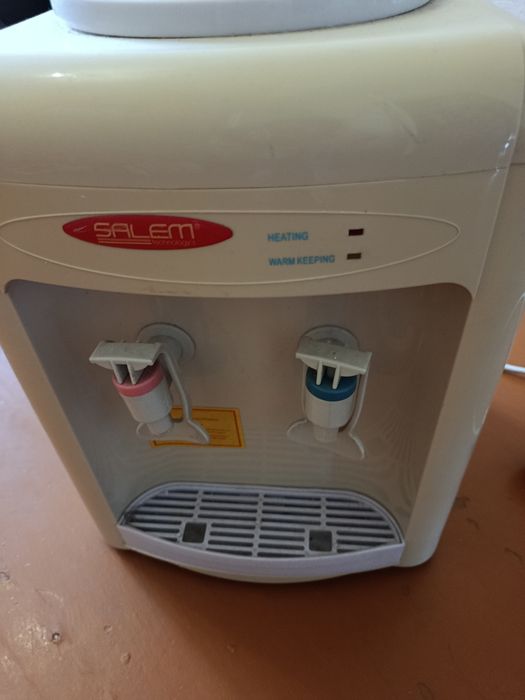 Продам кулер. С бутылкой