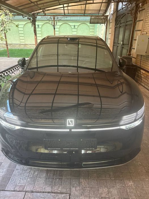 Zeekr 7X Fulli. AWD. Li 7 Li 6 o'rniga varyant.
