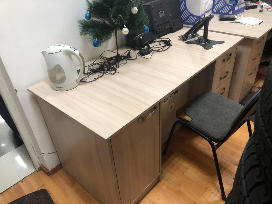 Письменный столы