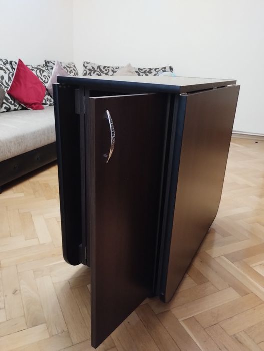 Masa pliabila 8 persoane