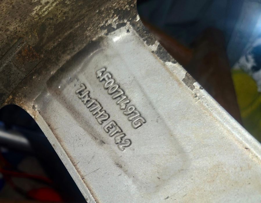 Set 4 jante roti  225 50 17 iarna audi A4  a5 a6 vw Passat