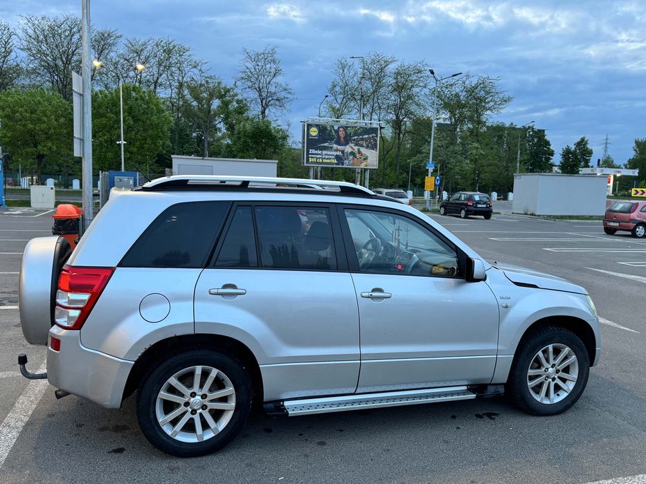 Suzuki grand. Vitara