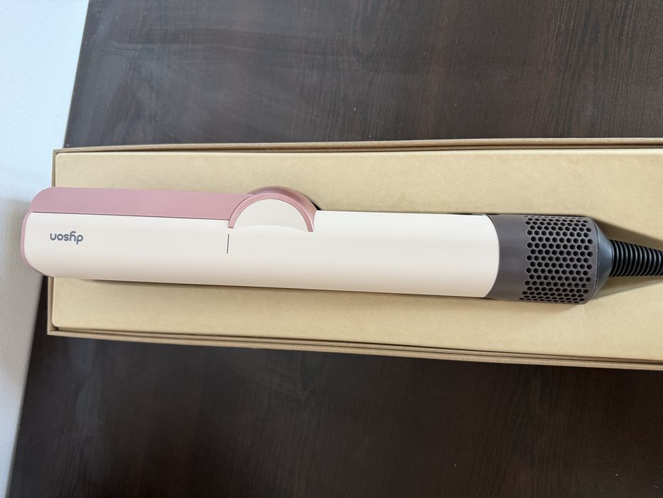 Dyson HT01 преса